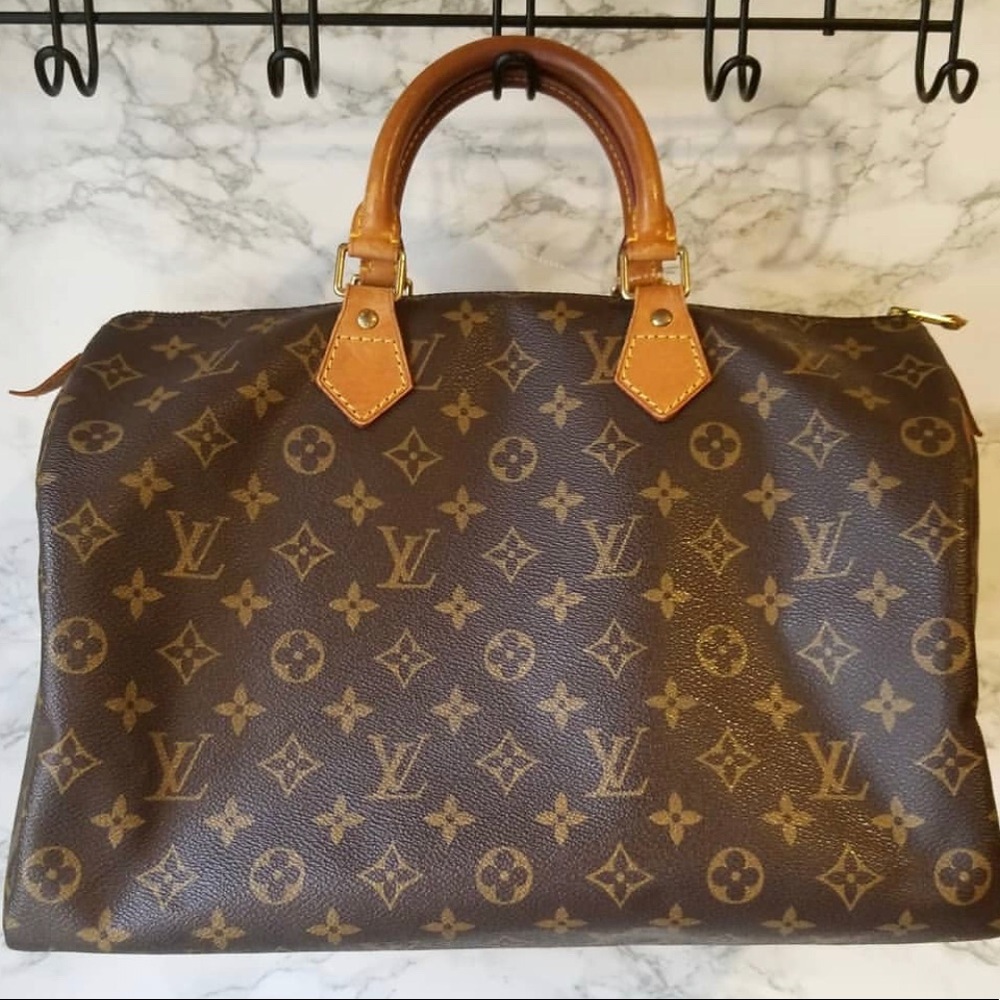 Louis Vuitton Speedy 35